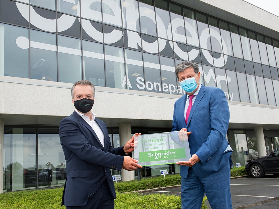 Cebeo3 Partenaire Cebeo 21 Schneider Electric kopieren